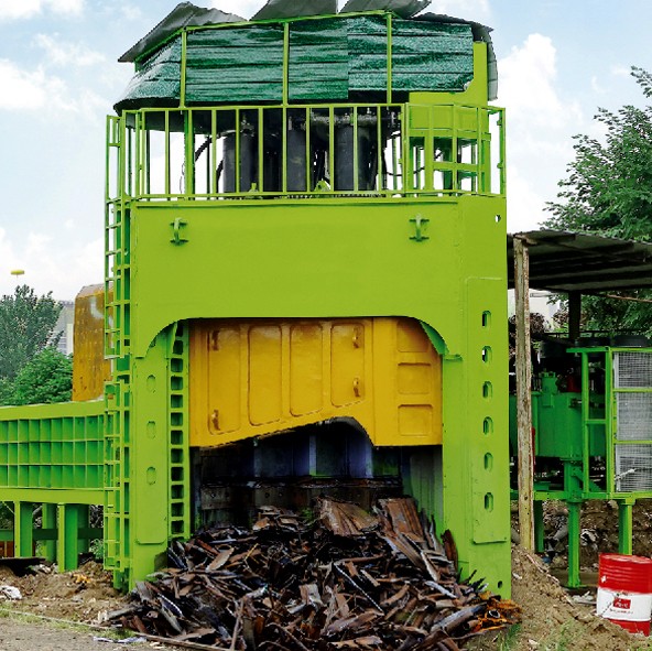 Large multi-blade shears shearing equipment